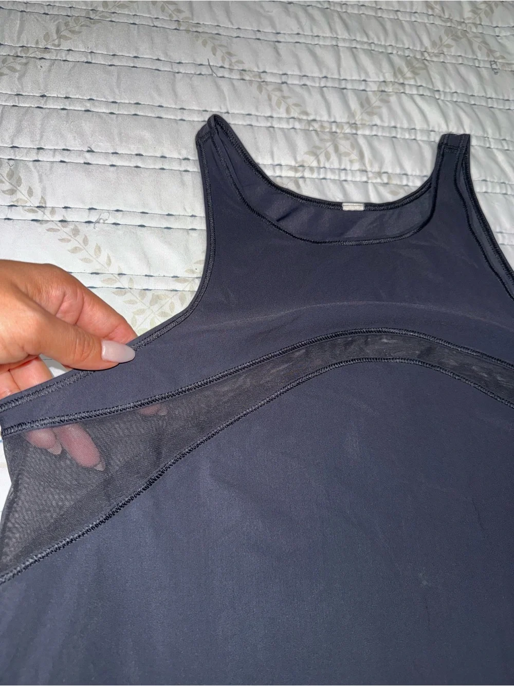 Lululemon Womens Black Mesh Panel Relaxed Yoga Workout Tank Top Estimated Size 8